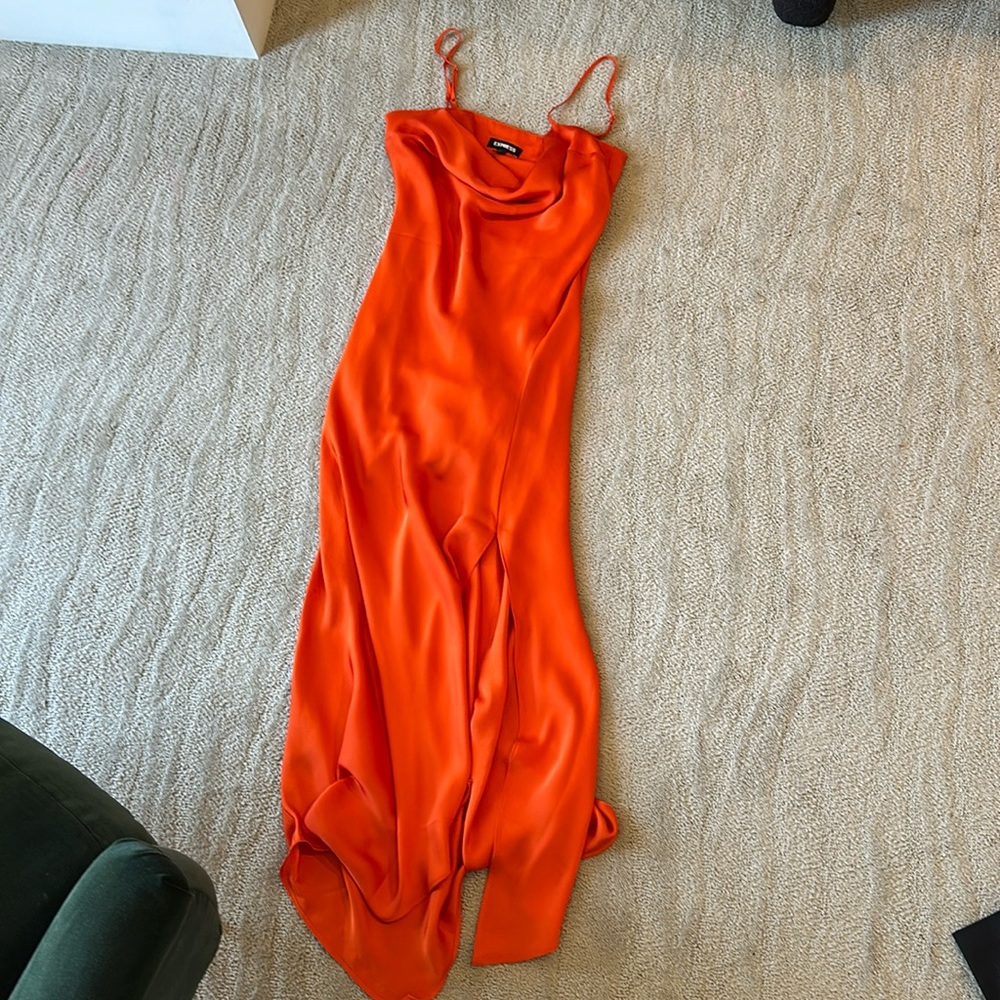 Red express midi dress